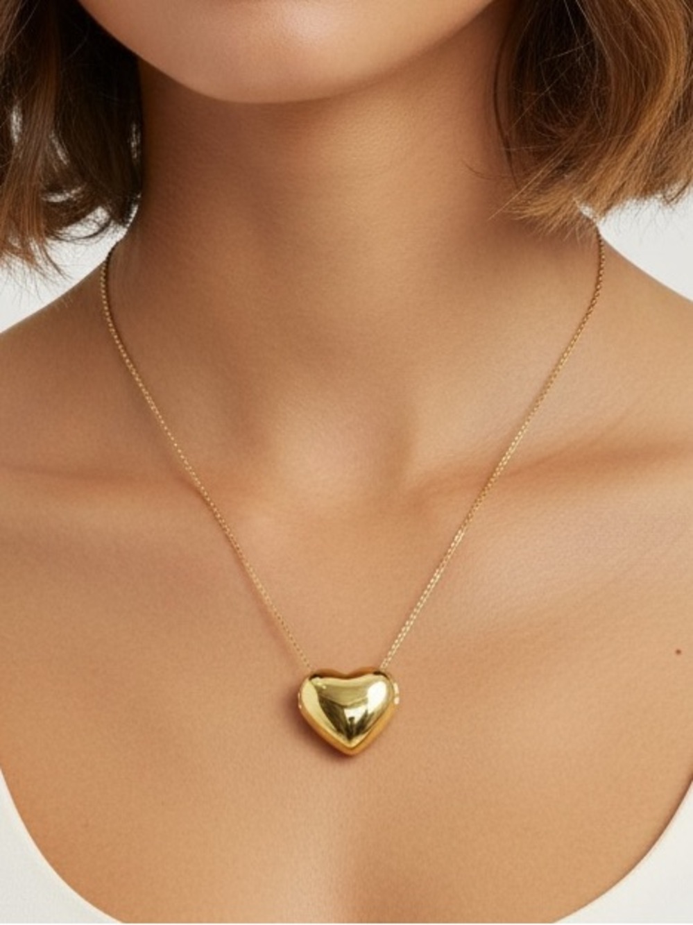 Hillberg & Berk “love puff” sliding pendant
NEW
Stamped 925 
14k GOLD plated